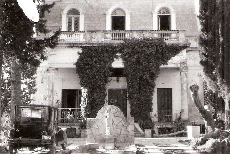 Casa biblioteca; La Plata; Ataúlfo Serafín Pérez Aznar