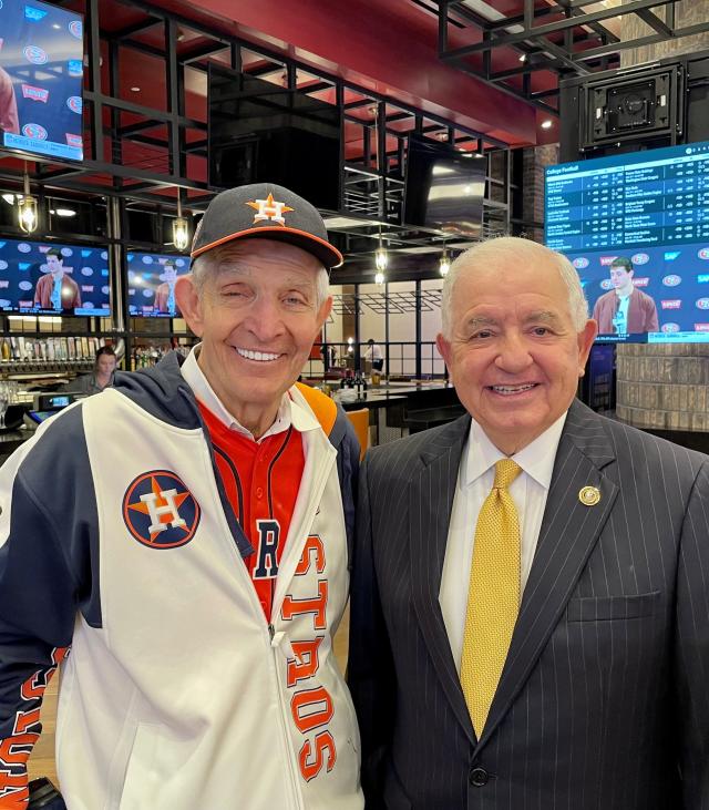 Mattress Mack drops $2 million bet on Astros to win World Series