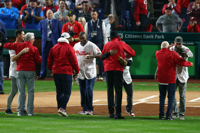 Phillies enjoyed rare chance to attend Eagles game