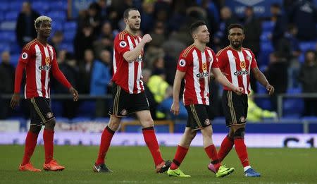 Britain Football Soccer - Everton v Sunderland - Premier League - Goodison Park - 25/2/17 Sunderland's Jermain Defoe, Bryan Oviedo, John O'Shea and Didier Ndong look dejected after the game Reuters / Andrew Yates Livepic