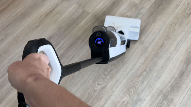 Roborock Dyad Pro Review: You Can Be Marie Kondo, Without All the Work