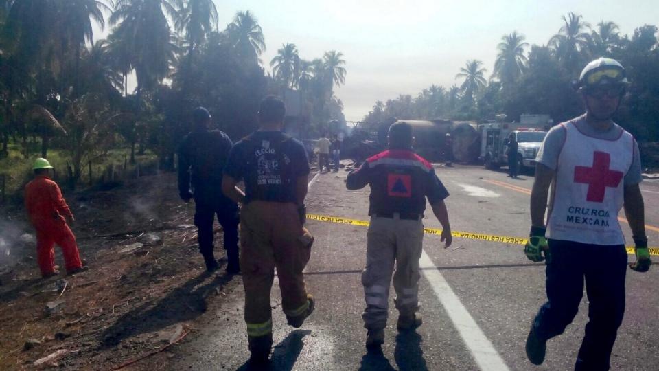 24 muertos tras choque en autopista Siglo XXI en México