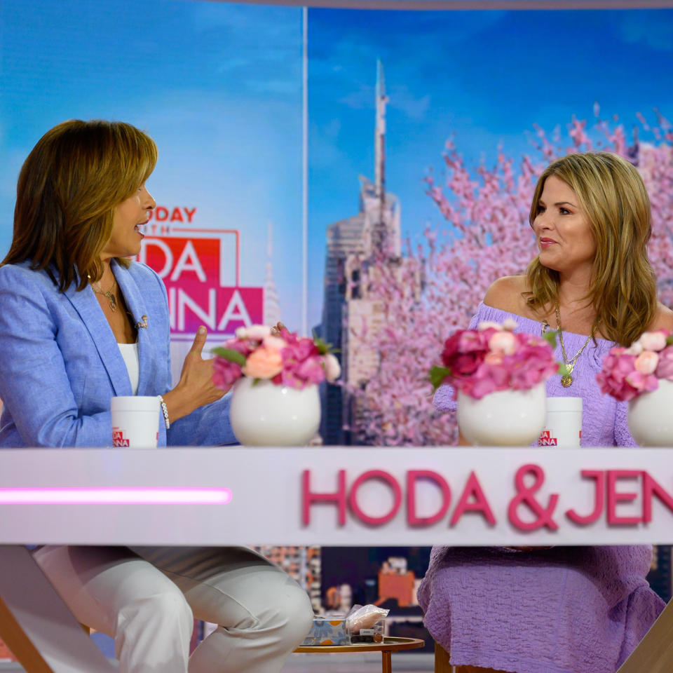 Jenna Bush Hager tells Hoda Kotb about running to Wednesday's show. (Nathan Congleton / TODAY)