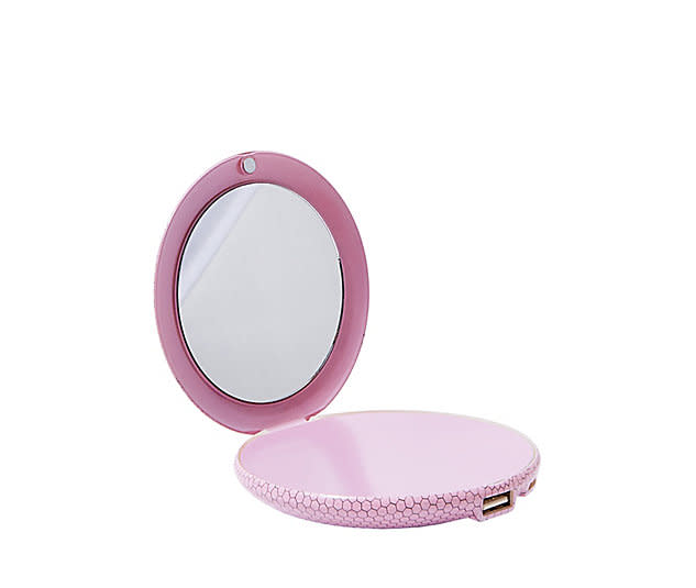 totally-tech-betsey-mirror-charger_blush_alt1