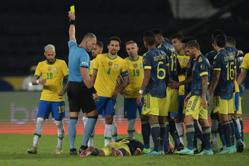 Partido Colombia Brasil.