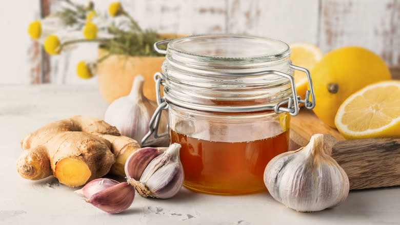 Garlic and honey with ginger 