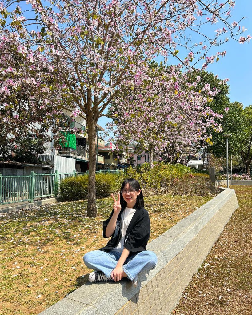 19歲的Feng來自越南，以中大頒授入學獎學金來港修讀酒店旅遊及房地產。她指，若沒有獎學金，她絕對無法來港讀書 （受訪者提供）