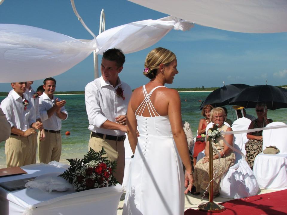 Charette and her husband were married on the beaches of Cuba in August 2008. 