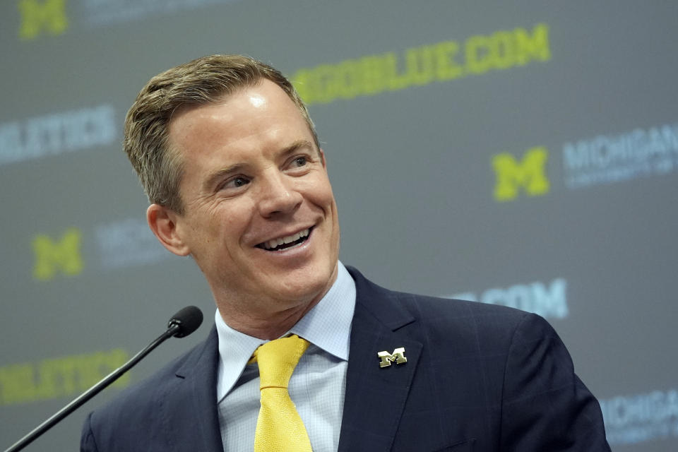 Dusty May is introduced as the Universtiy of Michigan NCAA college basketball head coach, Tuesday, March 26, 2024, in Ann Arbor, Mich. (AP Photo/Carlos Osorio)