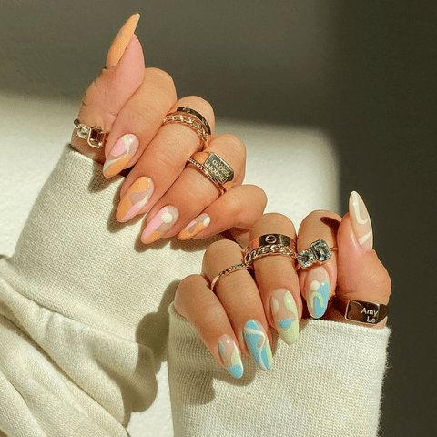 <p>@<a href="https://www.instagram.com/amyle.nails/" data-component="link" data-source="inlineLink" data-type="externalLink" data-ordinal="1">amyle.nails</a>/Instagram</p>