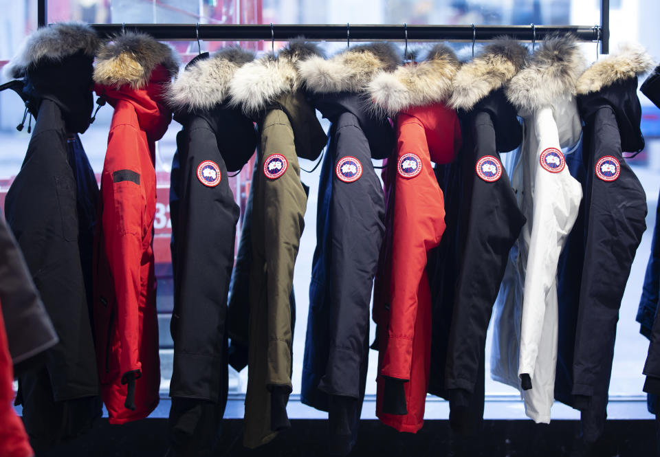 Jacken von Canada Goose sind an der Woodchurch High School verboten (Bild: Getty Images)