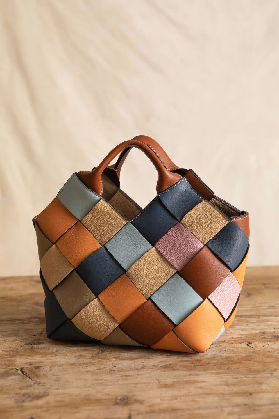 Loewe Launches Surplus Accessories