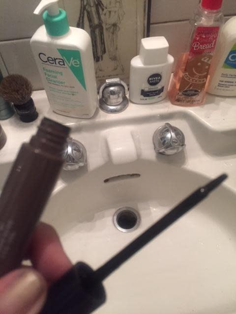 “It’s thick. Like legit tar kind of thick. I got the shade #3 in Grey/Brown. The applicator is thankfully small.” (Imgur/zeldaf)