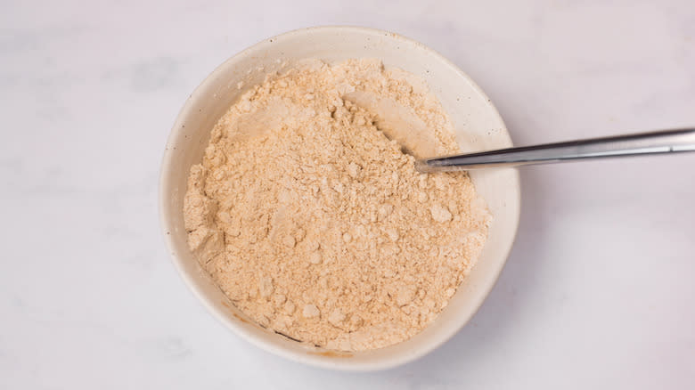 spiced flour mixture in bowl 