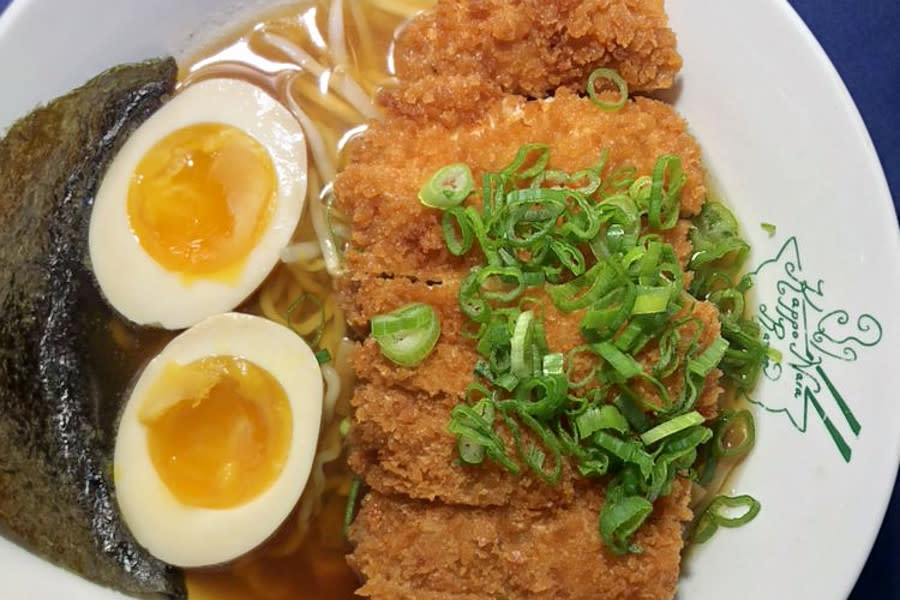 <b>Photo: kappo nara ramen/<a href="https://yelp.com/biz_photos/kappo-nara-ramen-virginia-beach-2?utm_campaign=fbaf8c81-05dc-426d-bef7-cad0968bb9c6%2C54165009-0bdf-4ef6-8092-b12f5b1ca970&utm_medium=81024472-a80c-4266-a0e5-a3bf8775daa7" rel="nofollow noopener" target="_blank" data-ylk="slk:Yelp;elm:context_link;itc:0;sec:content-canvas" class="link ">Yelp</a></b>