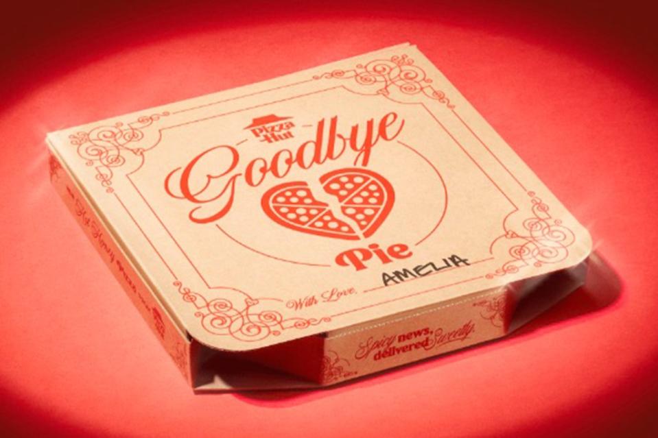 You can request to send a breakup pizza for free at GoodbyePies.com.