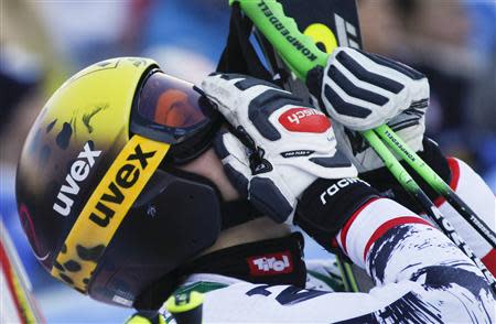 Austria's Anna Fenninger celebrates after winning the women's giant slalom World Cup race in the Tyrolean ski resort of Lienz December 28, 2013. REUTERS/Leonhard Foeger