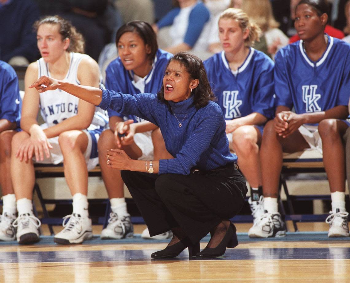 Kentucky coach Bernadette Mattox, shouted instructions to her team against Arkansas during first half action on sunday January 16,2000 in LExington,Ky. MARK CORNELISON/LEXINGTON HERALD LEADER