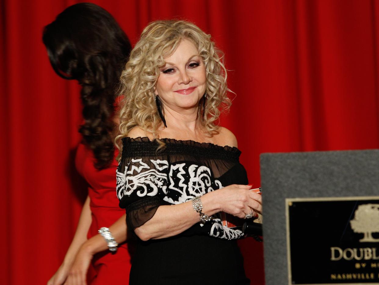 Entertainer Stella Parton speaks at the Stella Parton’s Red Tent Women’s Conference 2014 at the Doubletree Hotel Downtown on 19 April 2014 in Nashville, Tennessee ((Getty Images))