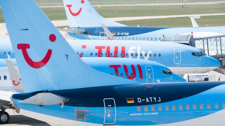 Tuifly ist vor allem Zubringer für Pauschal- oder Kreuzfahrturlauber im eigenen Konzern. Foto: dpa