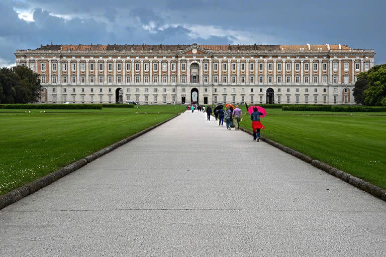 "Versalles italiano"; palacio real de Caserta; Napoles; mundo; restauración;