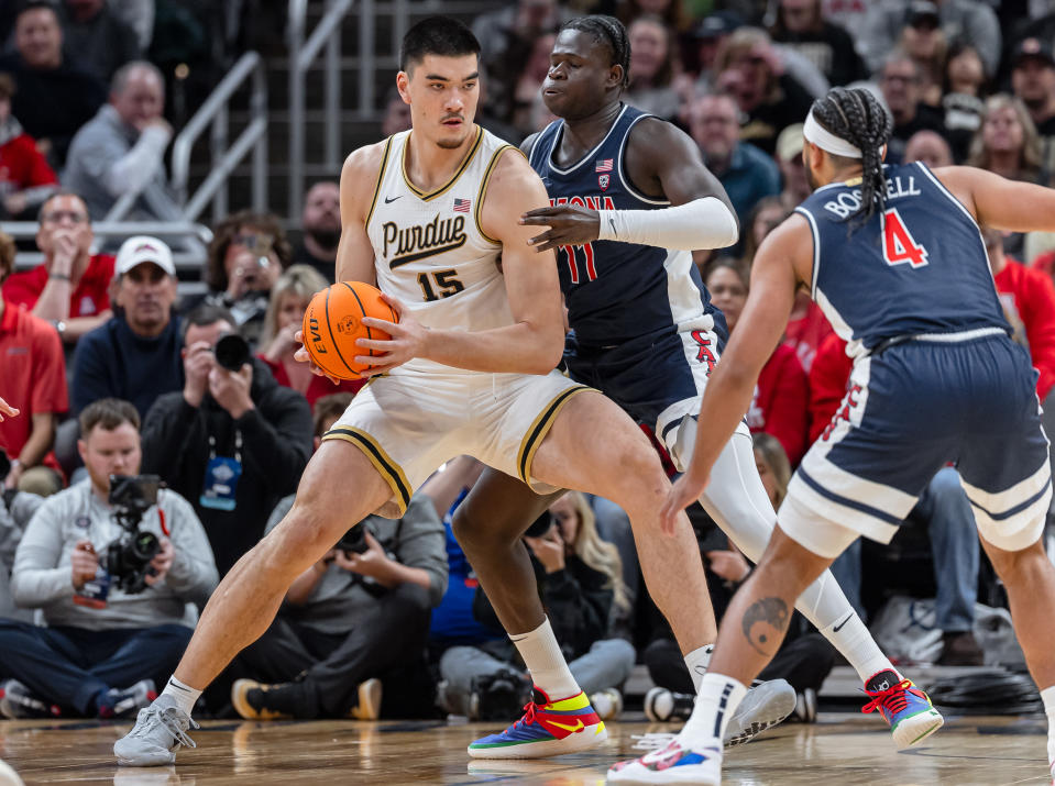 Reigning Wooden Award recipient Zach Edey is a favorite to win again. (Michael Hickey/Getty Images)