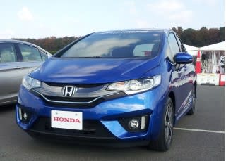 Honda Fit Hybrid (Japanese domestic model), Honda Proving Grounds, Tochigi, Japan, Nov 2013