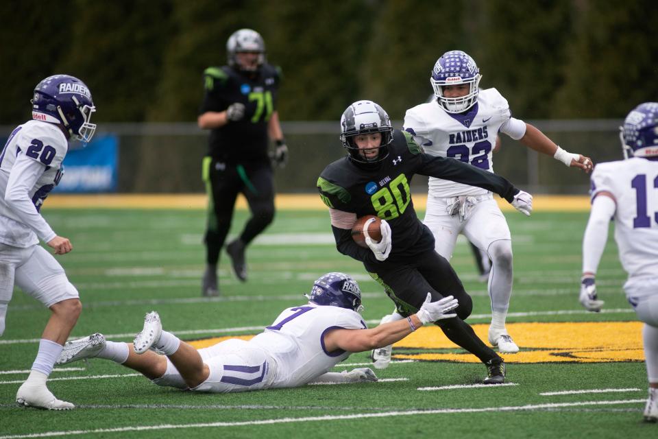 Delaware Valley junior Ryan Loughlin, an Archbishop Wood grad, runs after catching a pass during Saturday's 22-6 playoff loss to Mount Union.