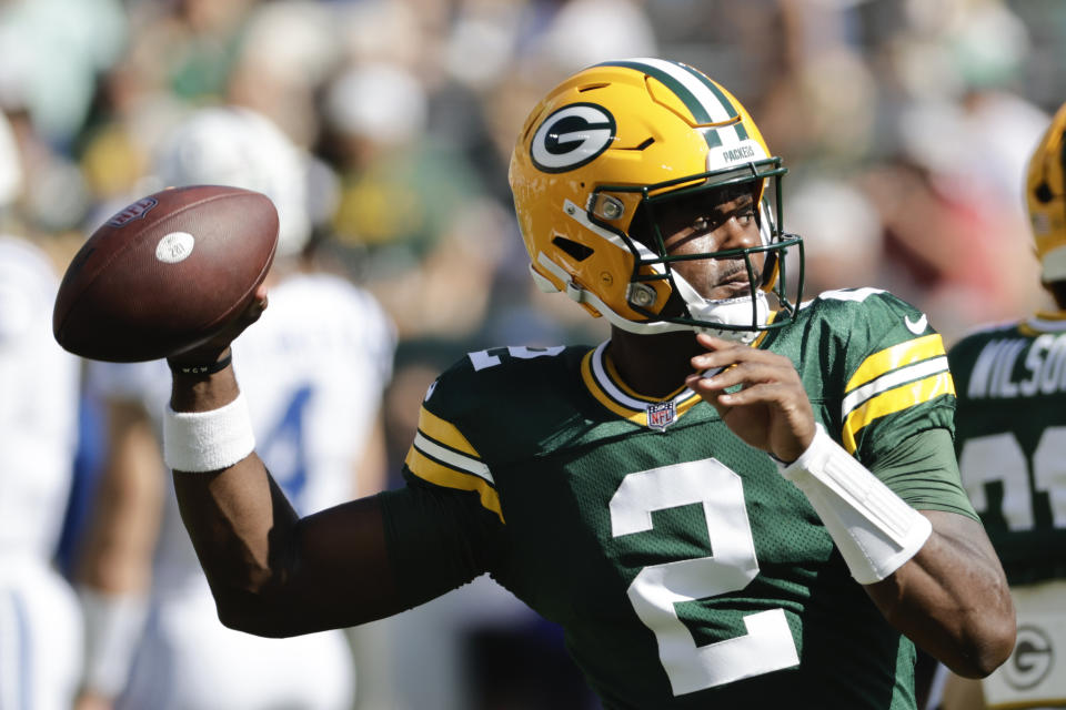 Green Bay Packers quarterback Malik Willis warms up before an NFL football game against the Indianapolis Colts Sunday, Sept. 15, 2024, in Green Bay, Wis. (AP Photo/Mike Roemer)