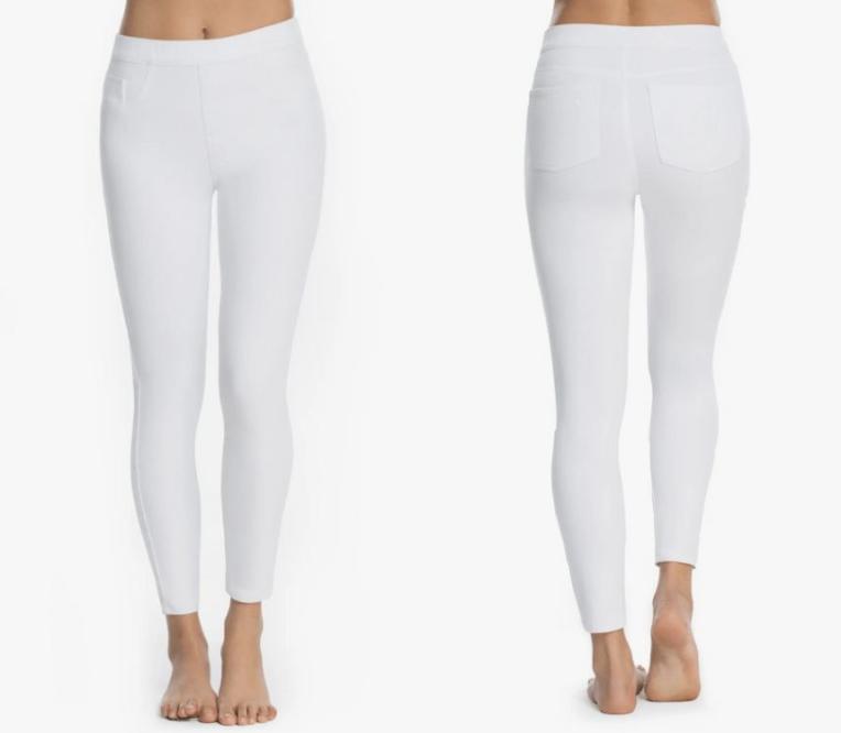 Nordstrom shoppers are raving about how well these white pants fit