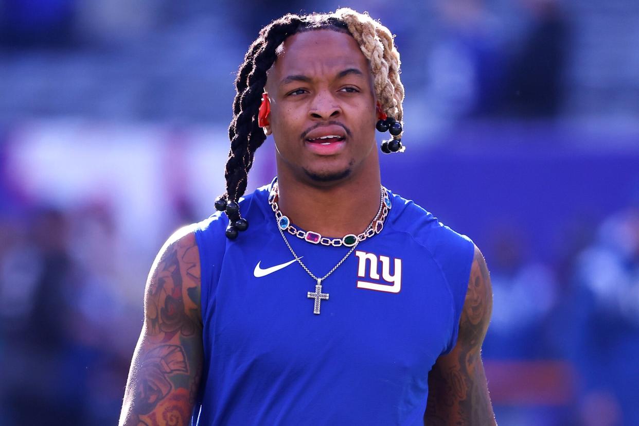 New York Giants safety Xavier McKinney (29) prior to the National Football League game between the New York Giants and the Indianapolis Colts on January 1, 2023 at MetLife Stadium in East Rutherford, New Jersey.