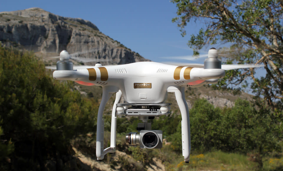 DJI Phantom 3 review: an aerial photography drone for the masses | Engadget