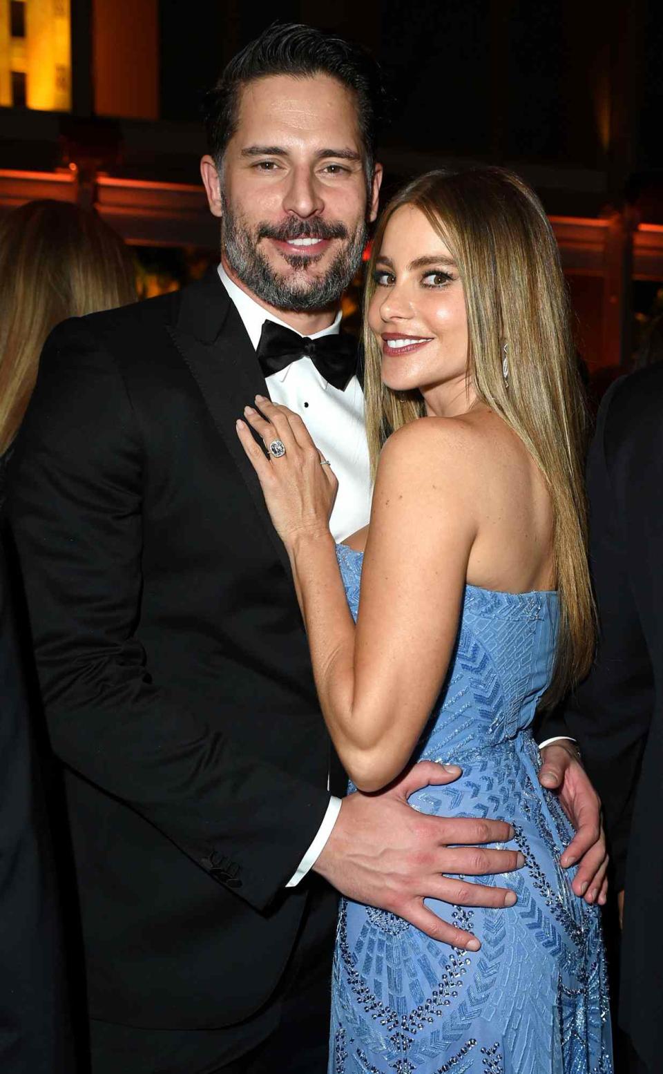 Joe Manganiello (L) and Sofia Vergara attend the 2015 Vanity Fair Oscar Party hosted by Graydon Carter at the Wallis Annenberg Center for the Performing Arts on February 22, 2015 in Beverly Hills, California