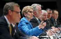 Ontario's Premier Kathleen Wynne speaks during a news conference after the Quebec Summit On Climate Changes at the Hilton hotel in Quebec City, April 14, 2015. REUTERS/Mathieu Belanger