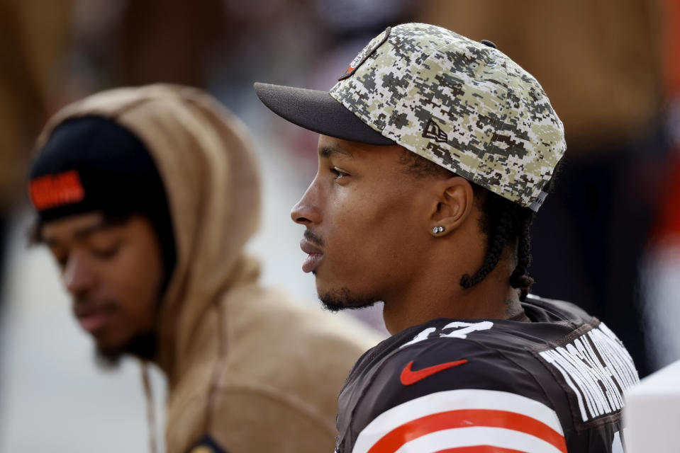 FILE - Cleveland Browns quarterback Dorian Thompson-Robinson (17) sits on the bench during an NFL football game against the Arizona Cardinals, Sunday, Nov. 5, 2023, in Cleveland. With Deshaun Watson being lost for the season with a fractured shoulder, Thompson-Robinson will start Sunday, Nov. 19, 2023, against the Pittsburgh Steelers.(AP Photo/Kirk Irwin, File)