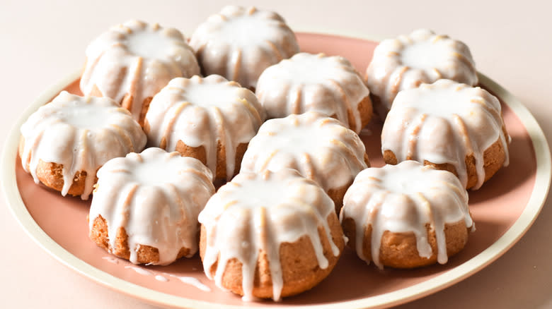 lemon polenta cakes on platter