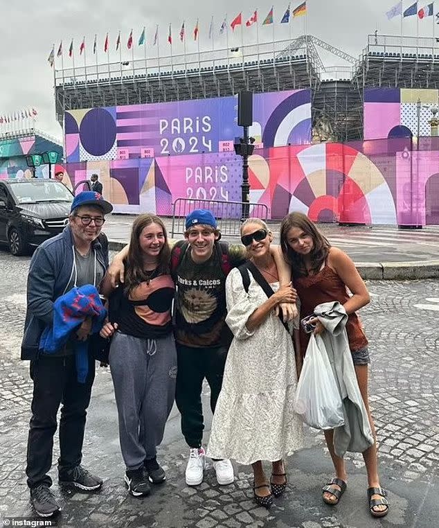 sarah jessica parker and husband matthew broderick and their children in paris for the 2024 olympics