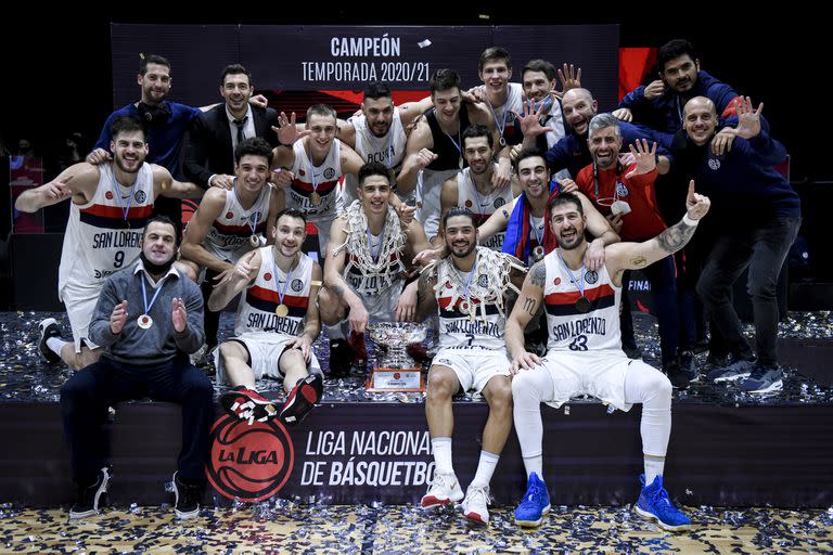 San Lorenzo es el pentacampeón de la Liga Nacional de básquet; el plantel que ganó el último título se desarmó completamente por las dificultades financieras