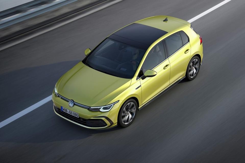 Volkswagen-Golf-2020-1.jpg