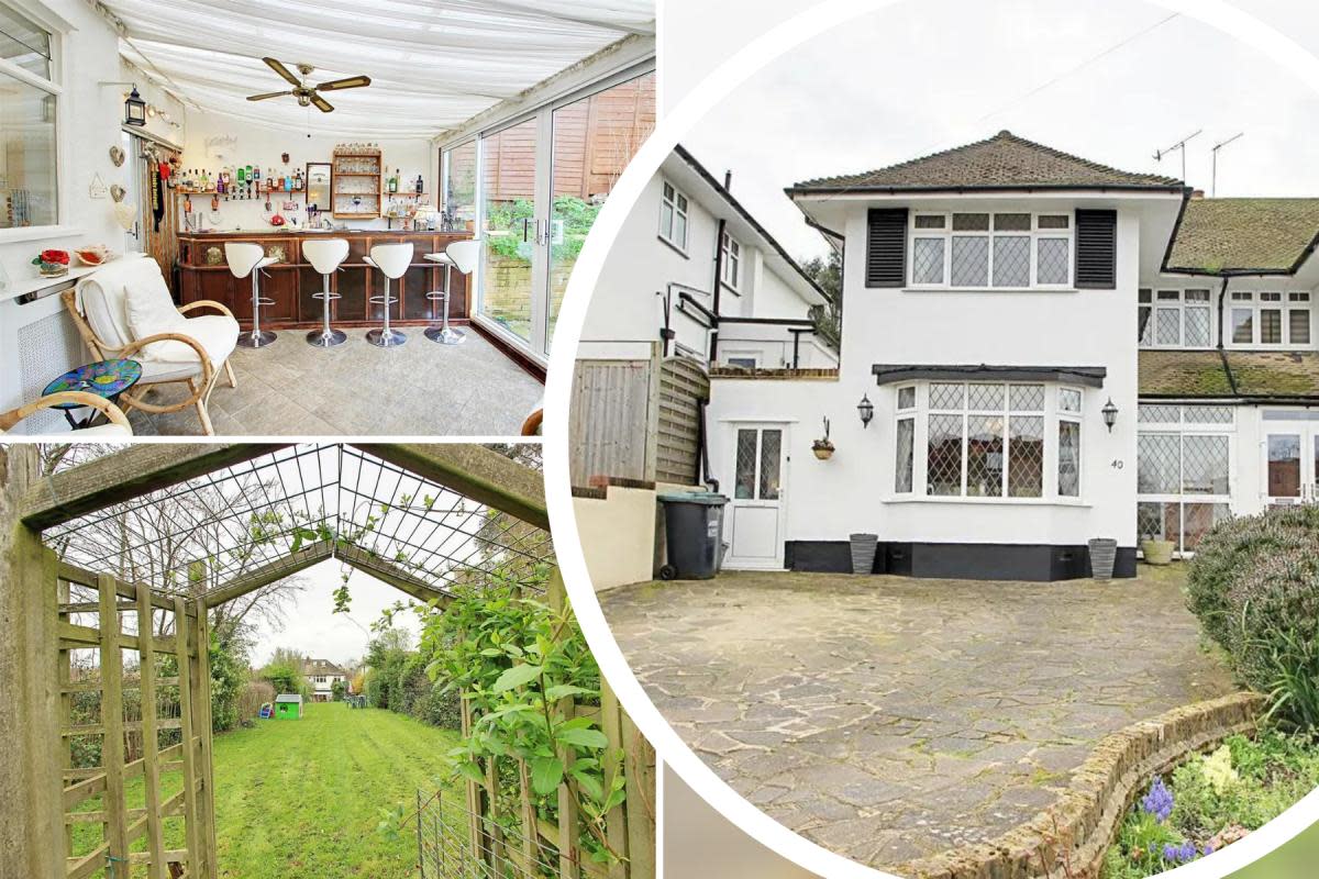 Take a look inside this impressive home in Watford. <i>(Image: Zoopla)</i>