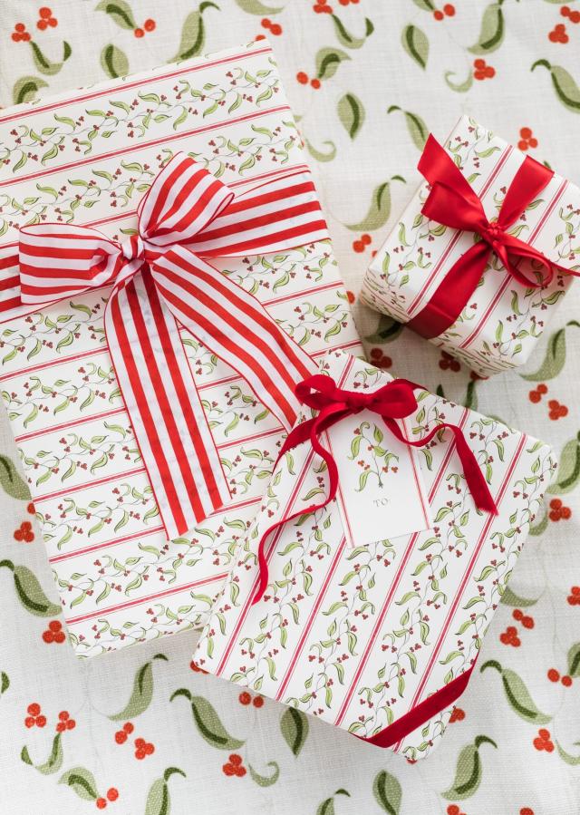 How to Wrap Gifts without Wrapping Paper! - The Ginger Home