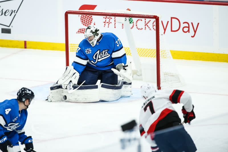 NHL: Ottawa Senators at Winnipeg Jets