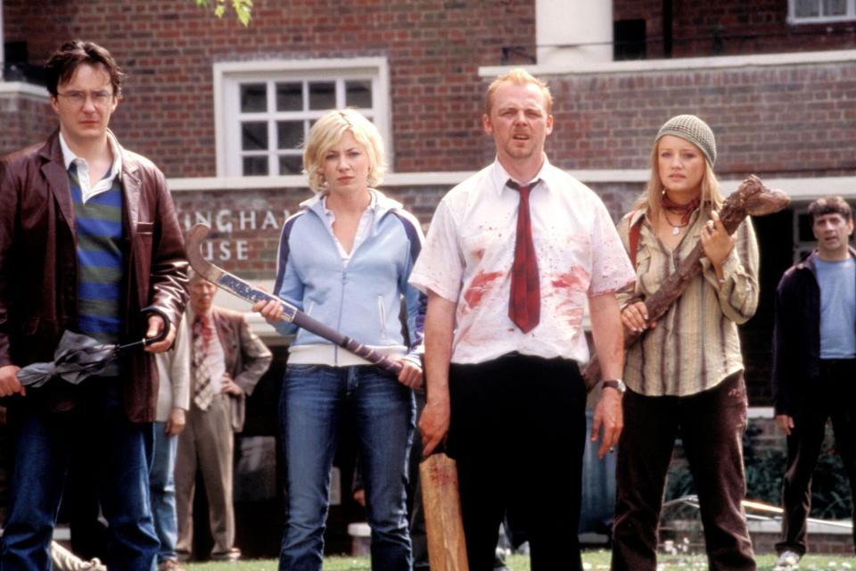 Shaun of the Dead (2004) L to R: Dylan Moran, Kate Ashfield, Simon Pegg, and Lucy Davis