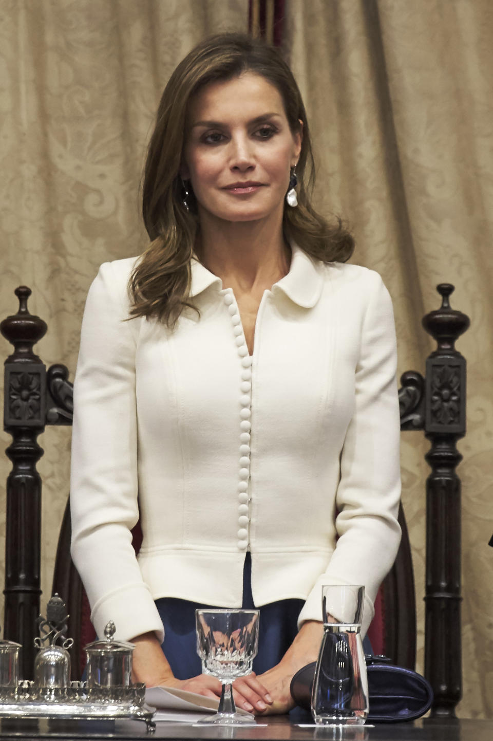 <p>Con este look la reina Letizia mostró nuevamente que es una de las famosas mejor vestidas del mundo/Getty Images </p>