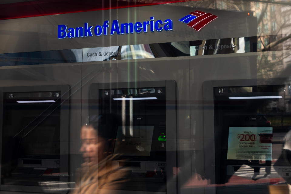 Una sucursal del Bank of America se encuentra en Manhattan el 12 de enero de 2024 en la ciudad de Nueva York. (Foto de Spencer Platt/Getty Images)