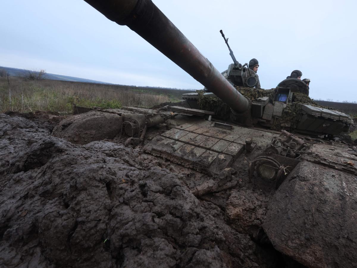 Российские СМИ преувеличивают, что украинские военные застряли в грязи, чтобы угодить солдатам Путина, заявила британская разведка