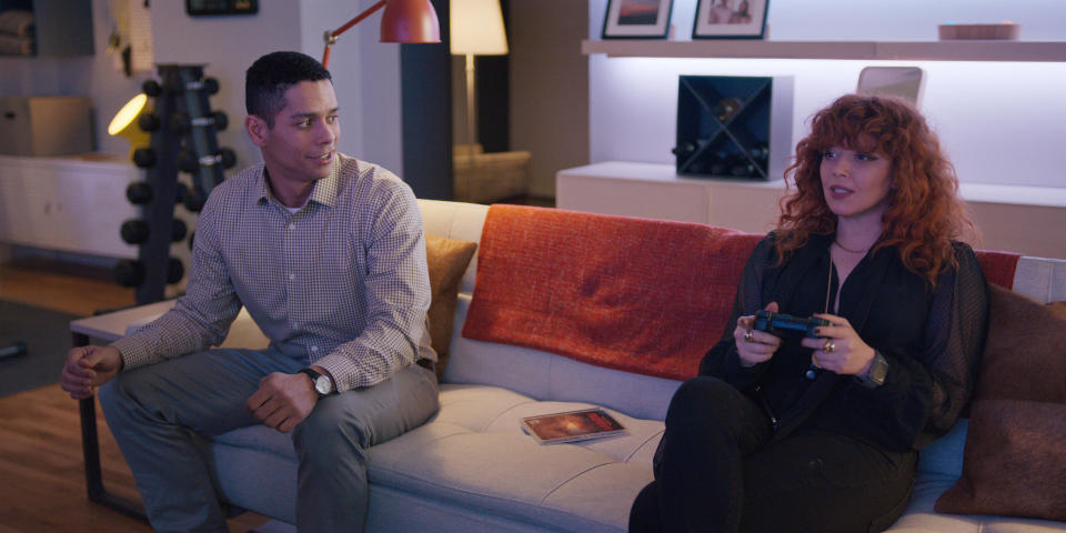 Charlie Barnett as Alan and Lyonne in &ldquo;Russian Doll.&rdquo; (Photo: Netflix)