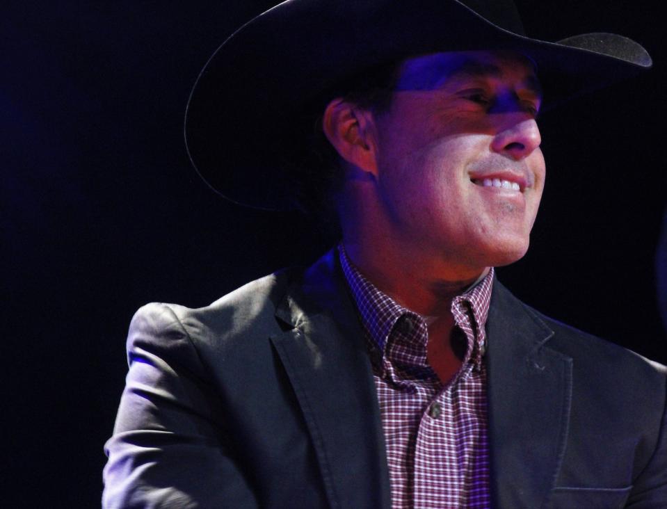 Country singer Aaron Watson wore a jacket to his show Thursday, giving off a George Strait vibe under his black hat. The first of two family Christmas shows drew a full house to the Paramount Theatre on a very chilly night. Dec. 22 2022