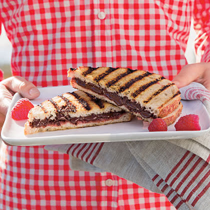 Grilled Chocolate-Raspberry Dessert Sandwiches