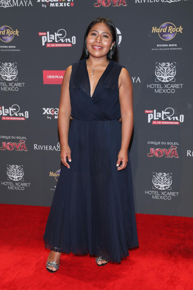 Presume Yalitza Aparicio vestido carísimo Louis Vuitton